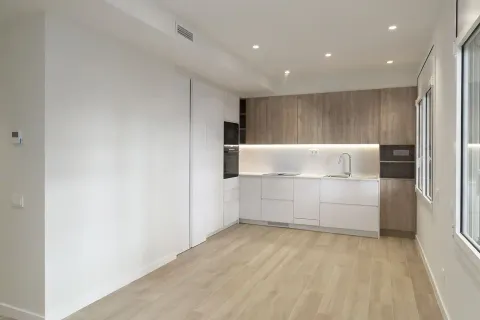 Piso de 75 m² en Barcelona (2/19)