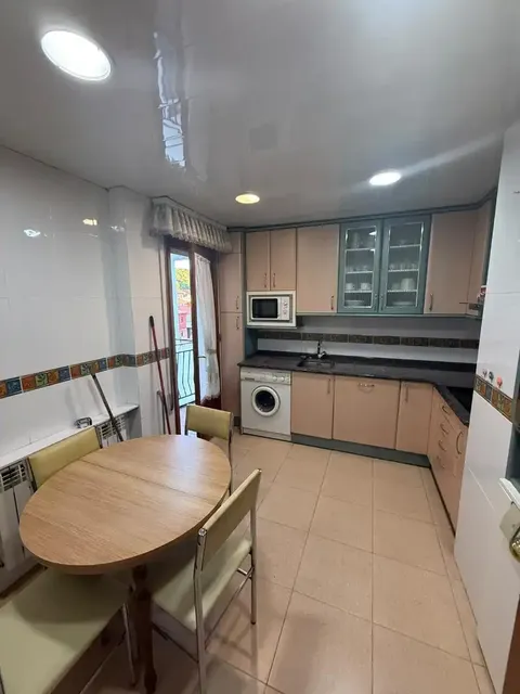 Appartement 97 m² à San Leonardo de Yagüe