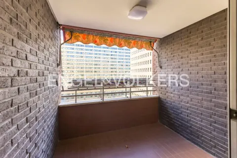 Wohnung 191 m² in Madrid