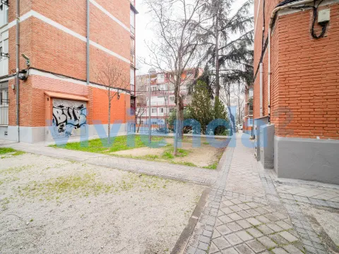 Wohnung 77 m² in Madrid