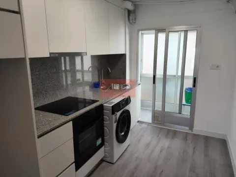 Pis de 81 m² a Ourense
