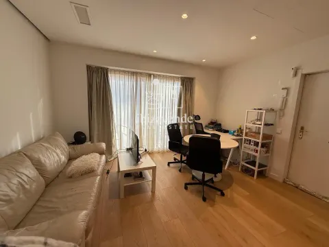 Wohnung 65 m² in Madrid