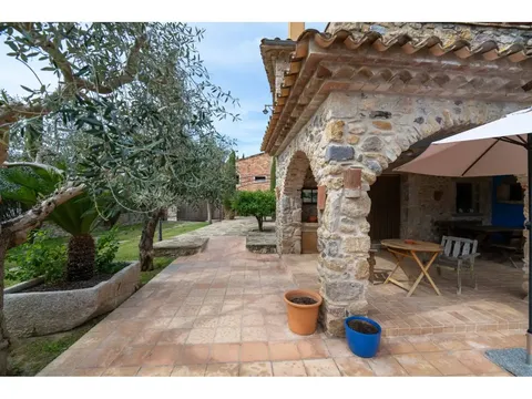 Casa de 282 m² a Garrigàs