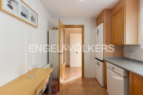 Casa de 150 m² en Nàquera / Náquera