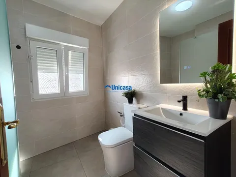 Haus 240 m² in Málaga