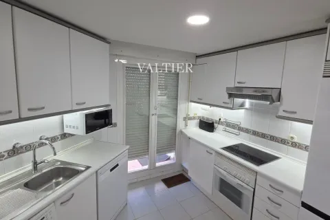 Appartement 98 m² à Madrid