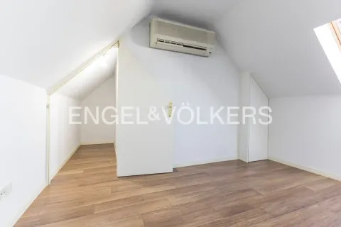 Квартира 158 м² в Мадриде