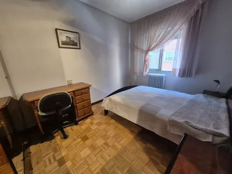 Pis de 110 m² a Àvila