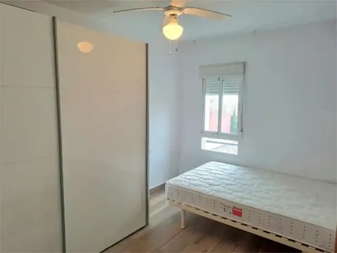 Piso de 90 m² en Granada