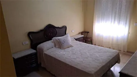 Casa de 80 m² a Còrdova