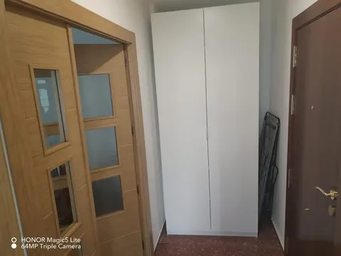 Wohnung 90 m² in Granada
