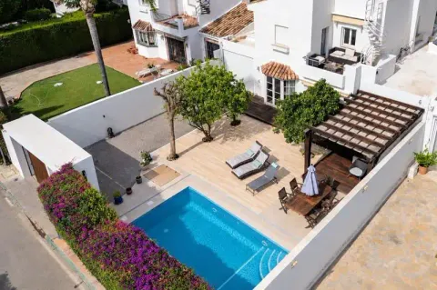 Casa de 390 m² en Estepona