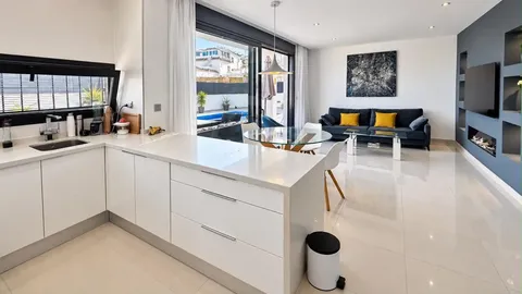Casa de 150 m² a Oriola