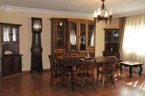 Maison 237 m² à Segovia (2/18)