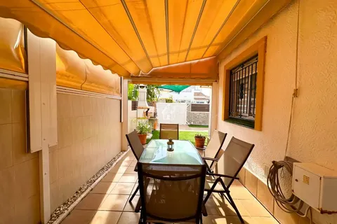 Casa de 150 m² a Torrevella