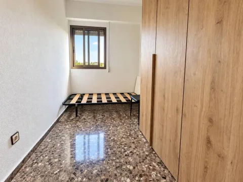 Pis de 80 m² a València