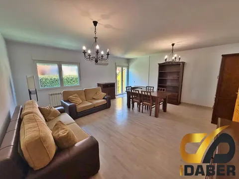 House 208 m² in Mocejón