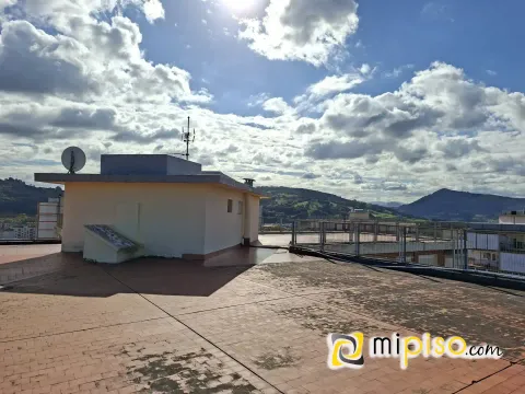 Wohnung 58 m² in Laredo