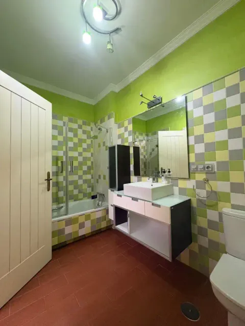 Apartamento 190 m² em Carmona