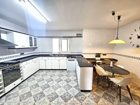 Pis de 206 m² a València