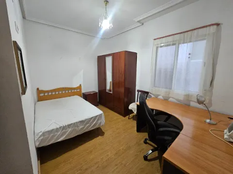 Apartamento 90 m² em Cáceres