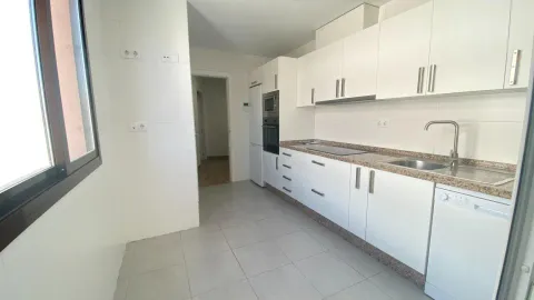 Apartamento 94 m² em Dos Hermanas