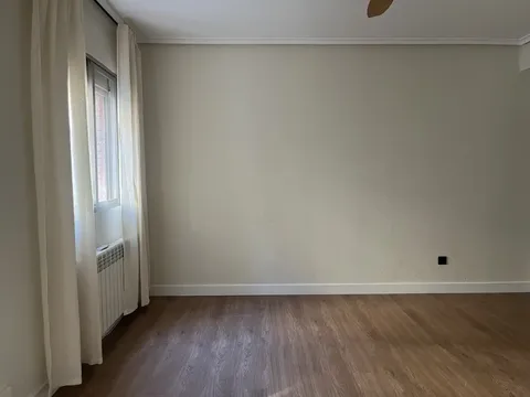 Pis de 70 m² a Logronyo