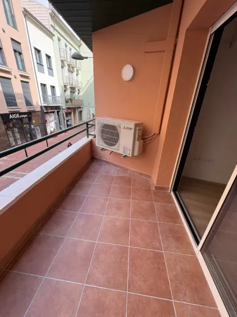 Pis de 82 m² a Terrassa