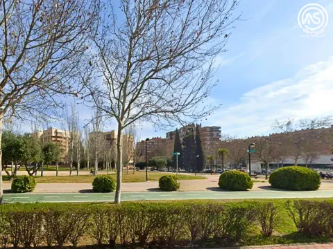 Piso de 165 m² en Zaragoza