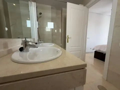 Apartamento 130 m² em Benahavís