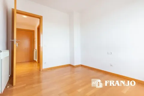 Pis de 111 m² a Barberà del Vallès