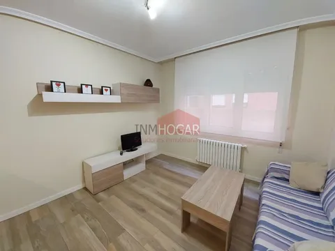 Wohnung 44 m² in Ávila