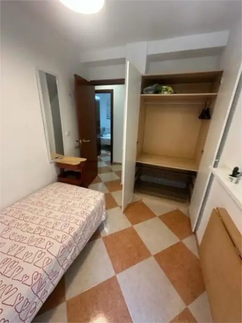 Stanza in affitto, Camas