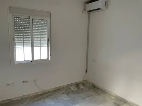 Pis de 90 m² a Dos Hermanas