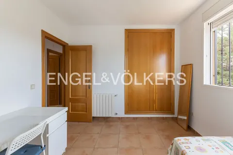Casa de 350 m² a Petrés