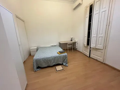 Stanza in affitto, Barcelona (4/10)