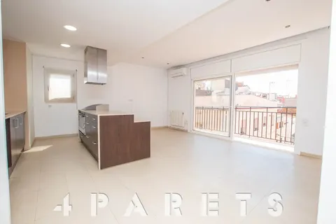 Pis de 80 m² a Badalona