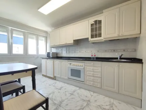 Flat 68 m² in Gijón / Xixón