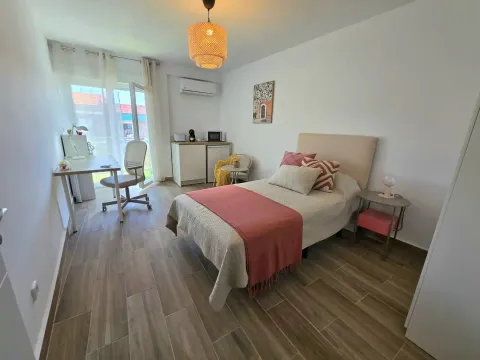 Zimmer zur Miete, Madrid (2/10)