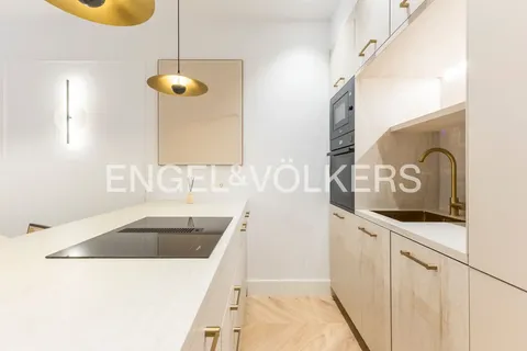 Wohnung 99 m² in Madrid