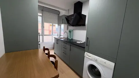 Wohnung 82 m² in Ourense