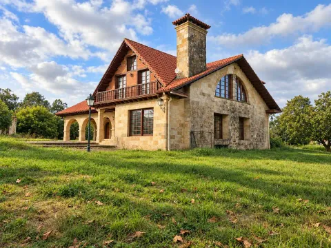 House 300 m² in Santillana del Mar (4/23)