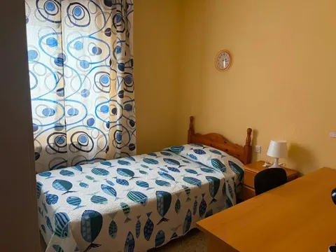 Flat 110 m² in Granada