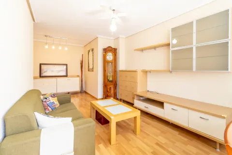 Wohnung 84 m² in Madrid (3/25)