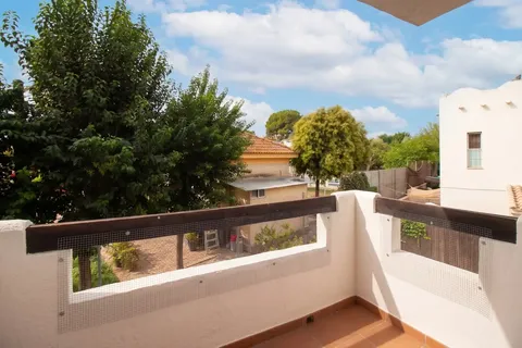 Casa de 137 m² a Palomares del Río