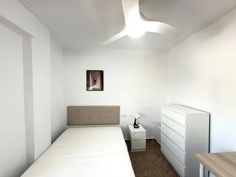 Habitació de lloguer, València