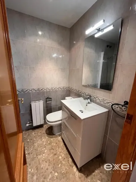 Pis de 110 m² a Cornellà de Llobregat