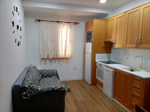 Flat 35 m² in San Cristóbal de La Laguna (2/11)