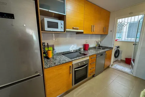 Pis de 65 m² a Oriola