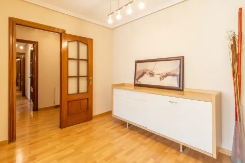 Wohnung 84 m² in Madrid (4/25)